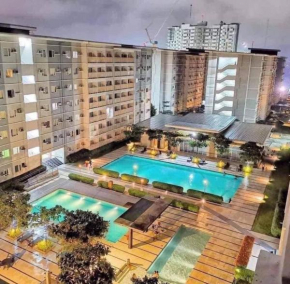 Cozy Whole Condo Staycation at Trees Residences